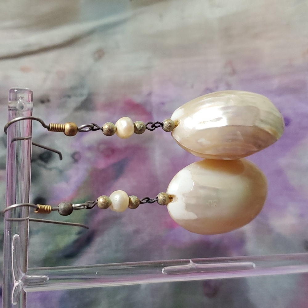 Lovely Mother of Pearl earrings